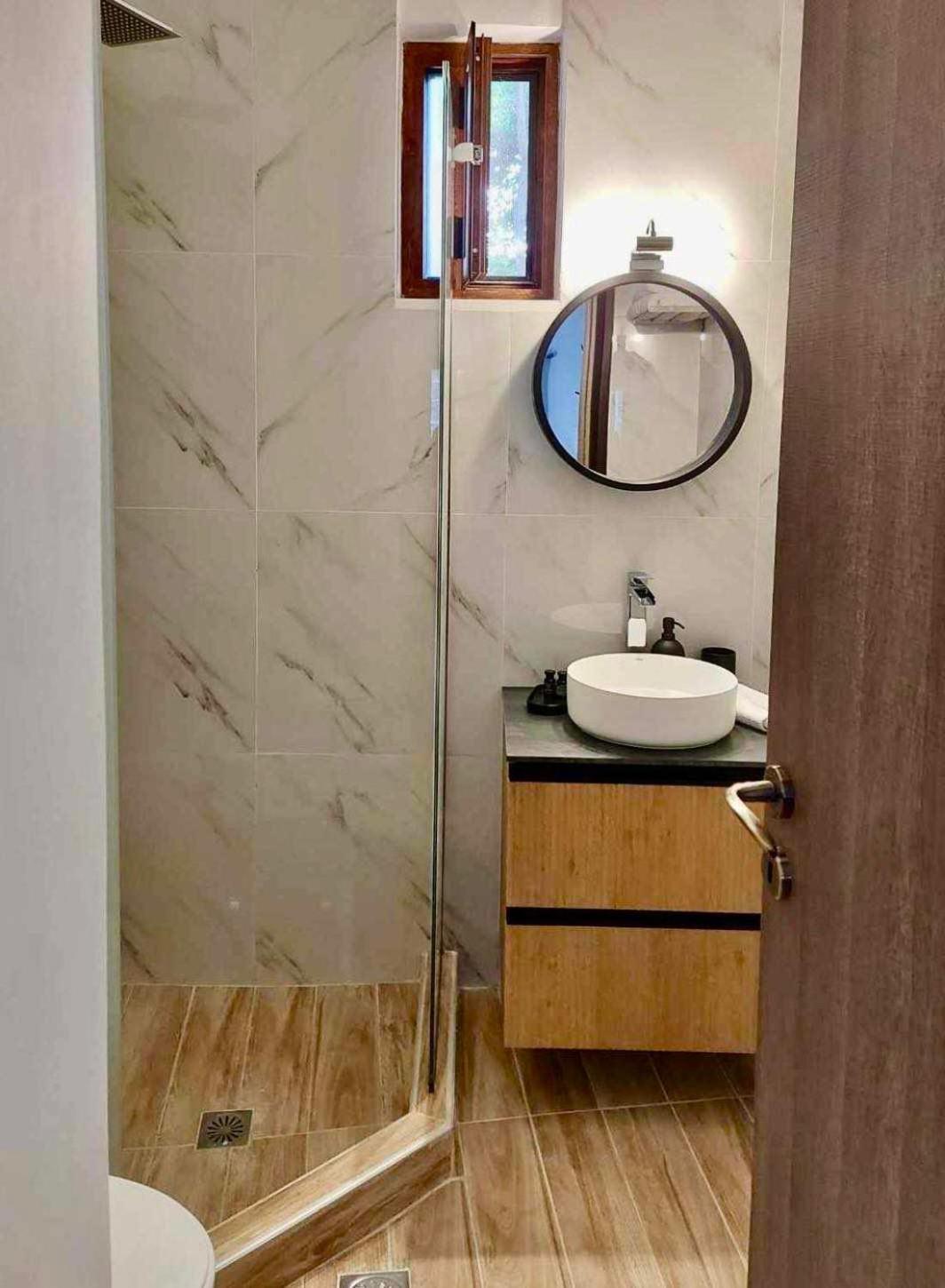 Utopia Suites 3 Aegina Buitenkant foto